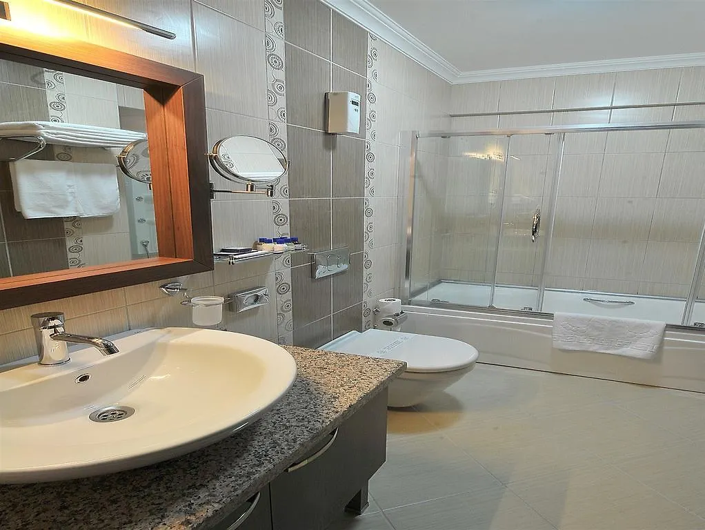Rhiss Hotel Bostanci Istanbul 3*,