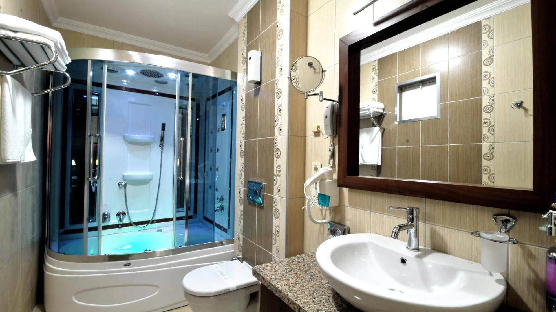 Rhiss Hotel Bostanci Istanbul